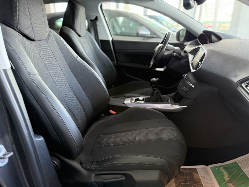 PEUGEOT 308 BlueHDi 130 SeS GT Line