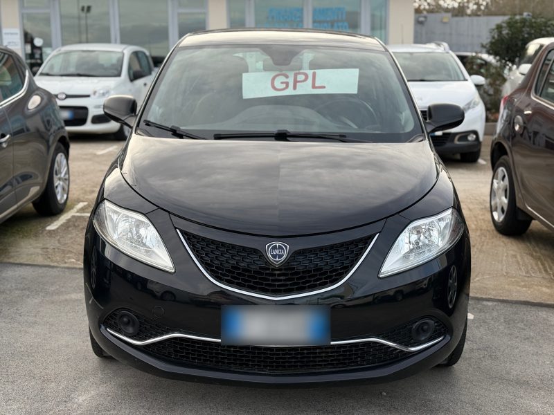 Lancia Y Gold 1.2 Gpl