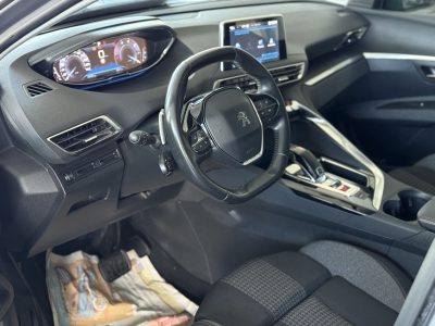 PEUGEOT 3008 BlueHDi 130 SeS EAT8 Allure