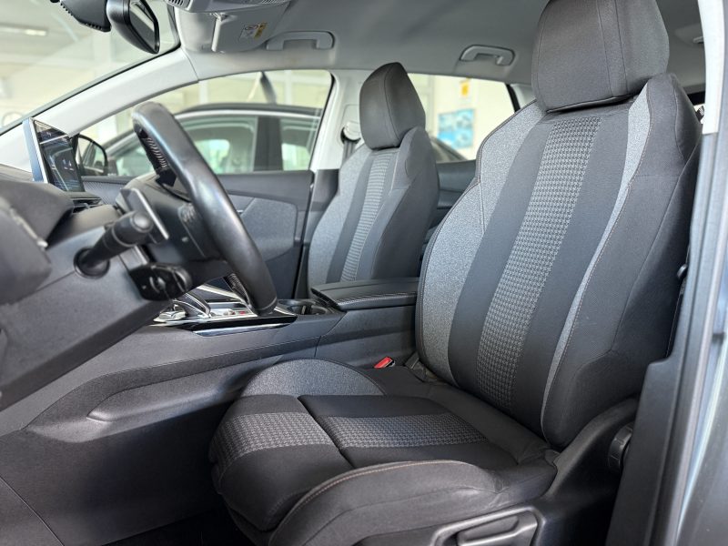 PEUGEOT 3008 BlueHDi 130 SeS EAT8 Allure
