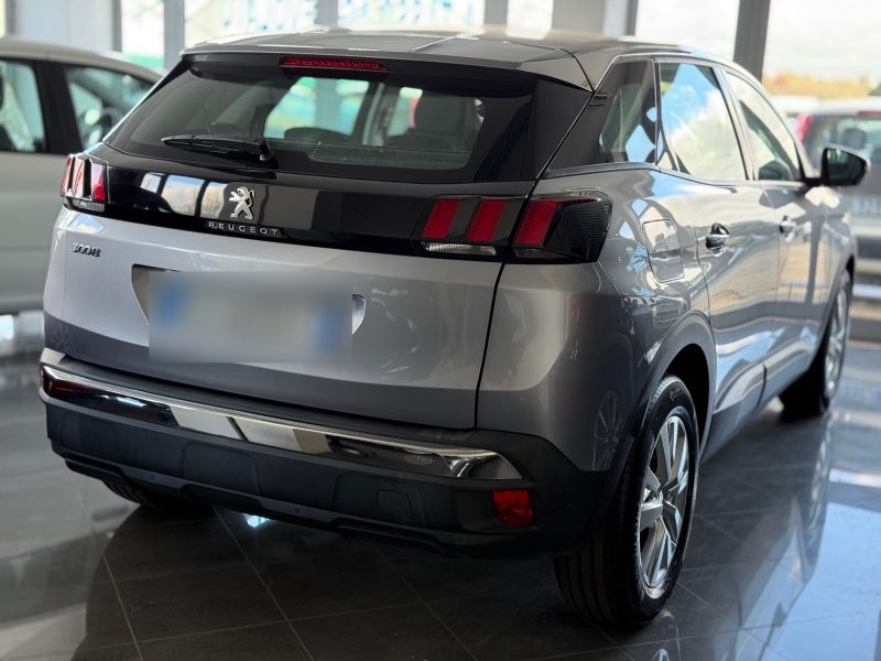 PEUGEOT 3008 BlueHDi 130 SeS EAT8 Allure