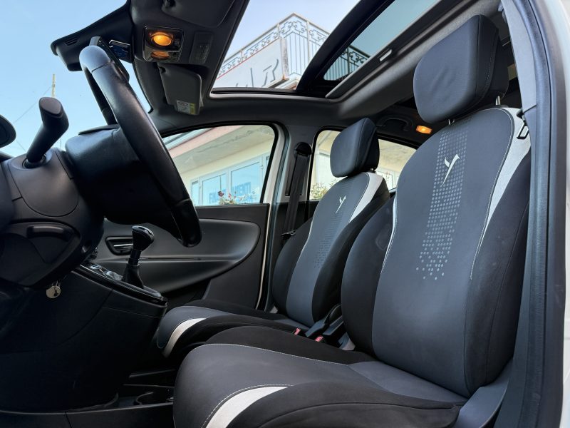 Lancia Ypsilon 1.3 Mjt 95cv Platino TETTO | MOTORE NUOVO