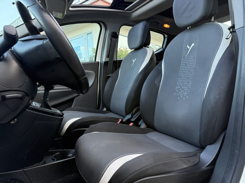 Lancia Ypsilon 1.3 Mjt 95cv Platino TETTO | MOTORE NUOVO