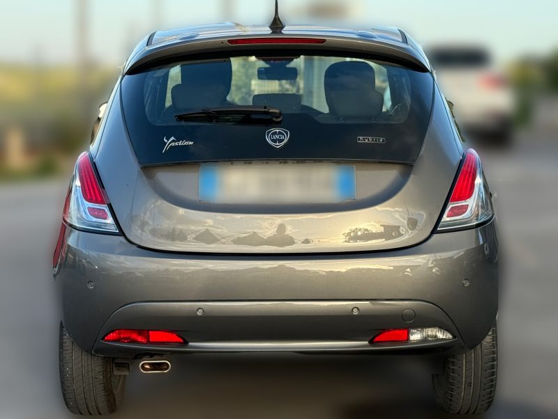Lancia Y 1.0 70 CV S&S HYBRID A.F.
