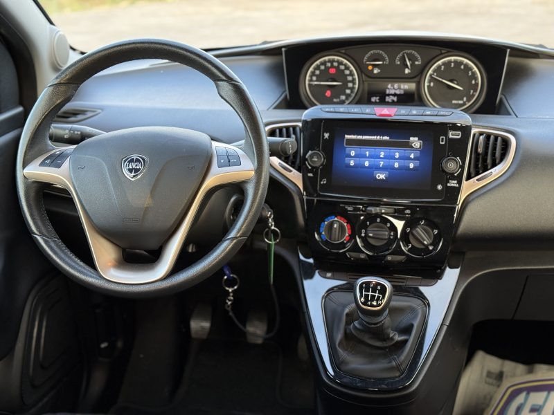 Lancia Y 1.0 70 CV S&S HYBRID A.F.